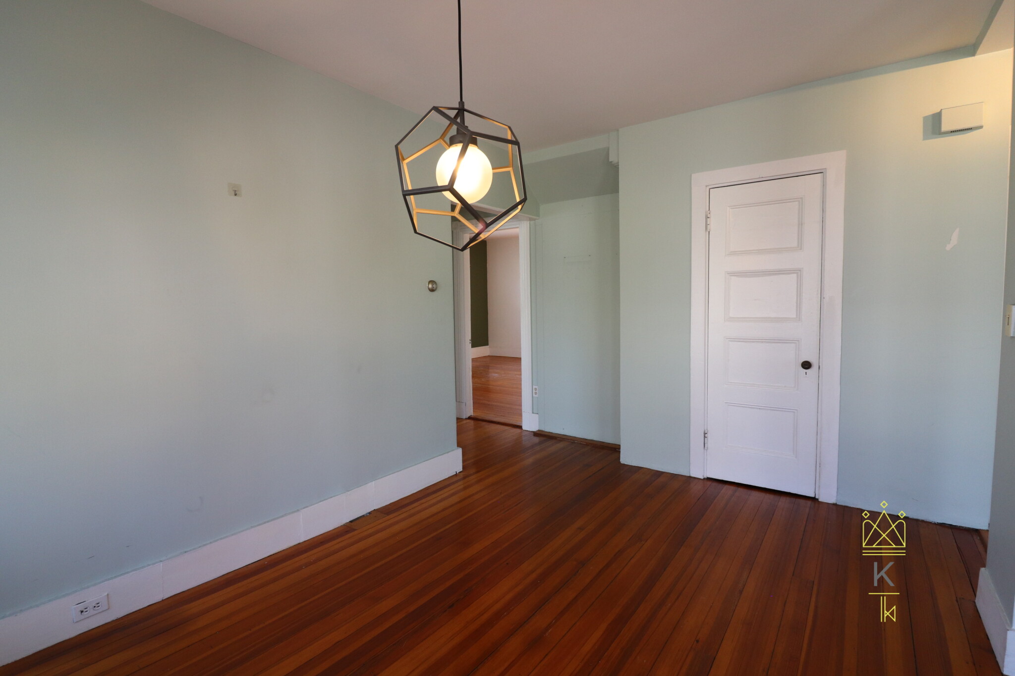 21 Osborne Rd, Coolidge Corner