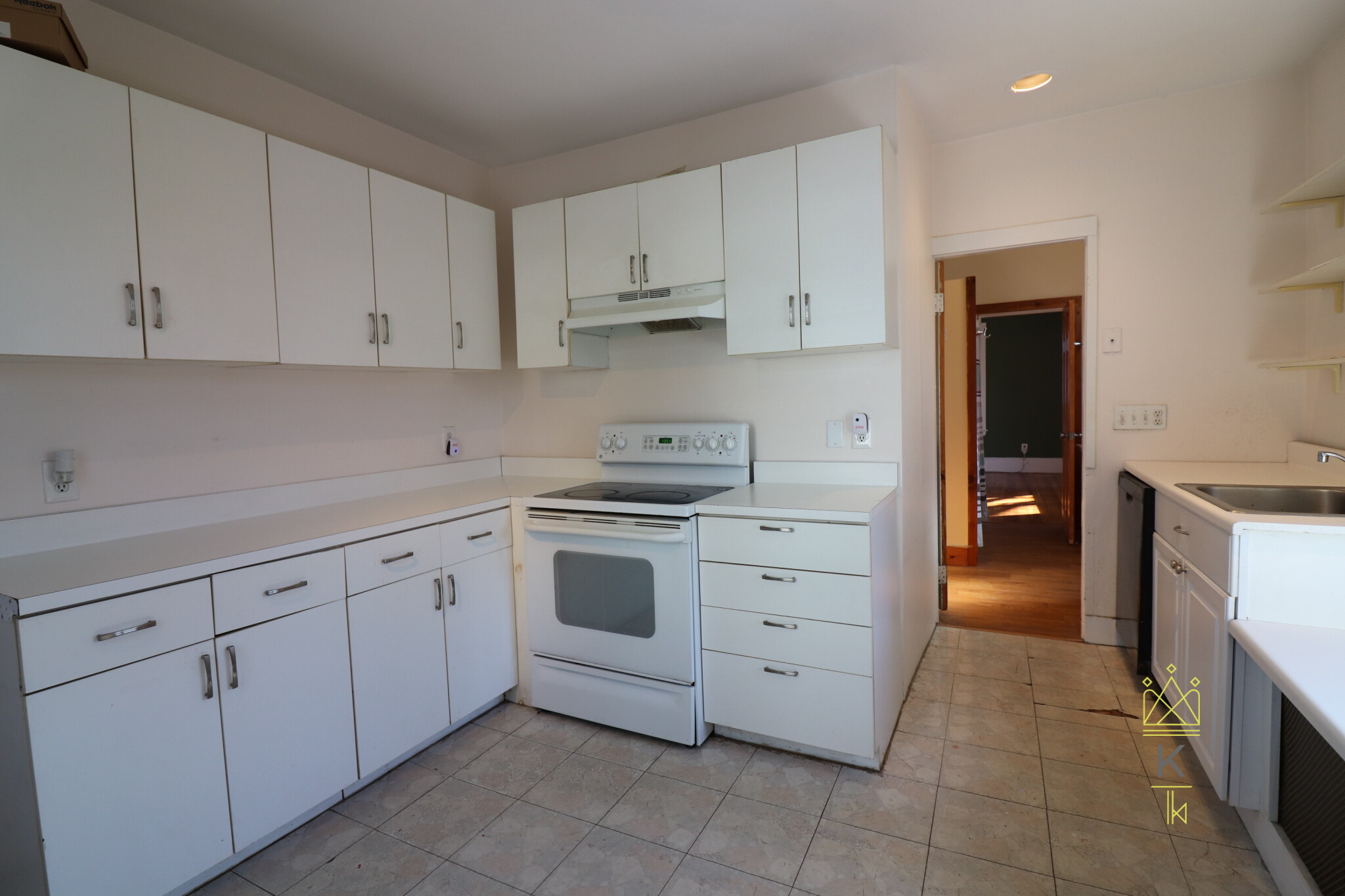 21 Osborne Rd, Coolidge Corner