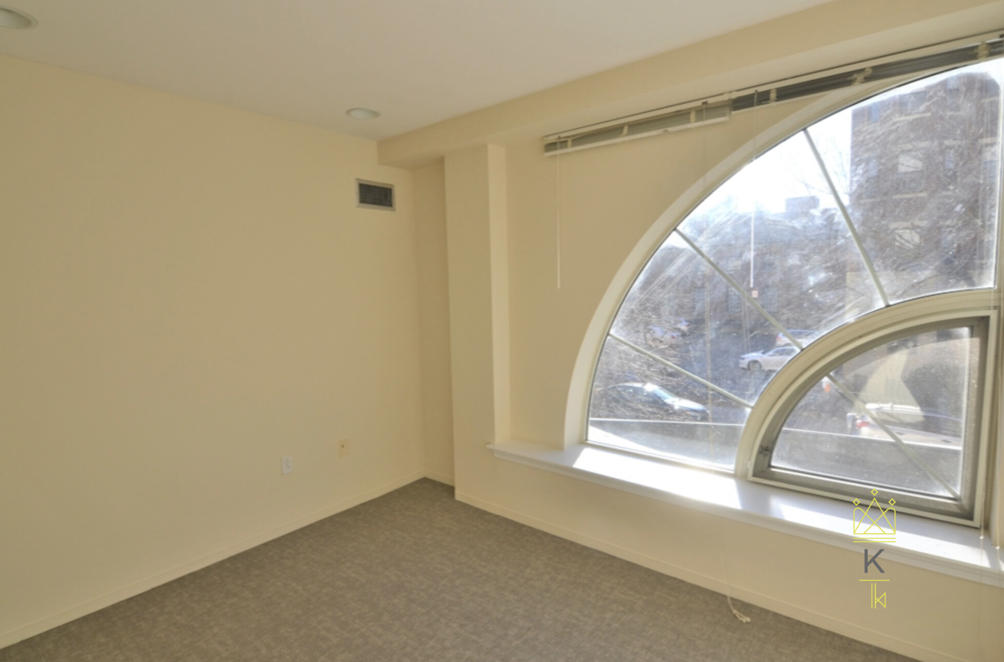 75 Peterborough St, Fenway