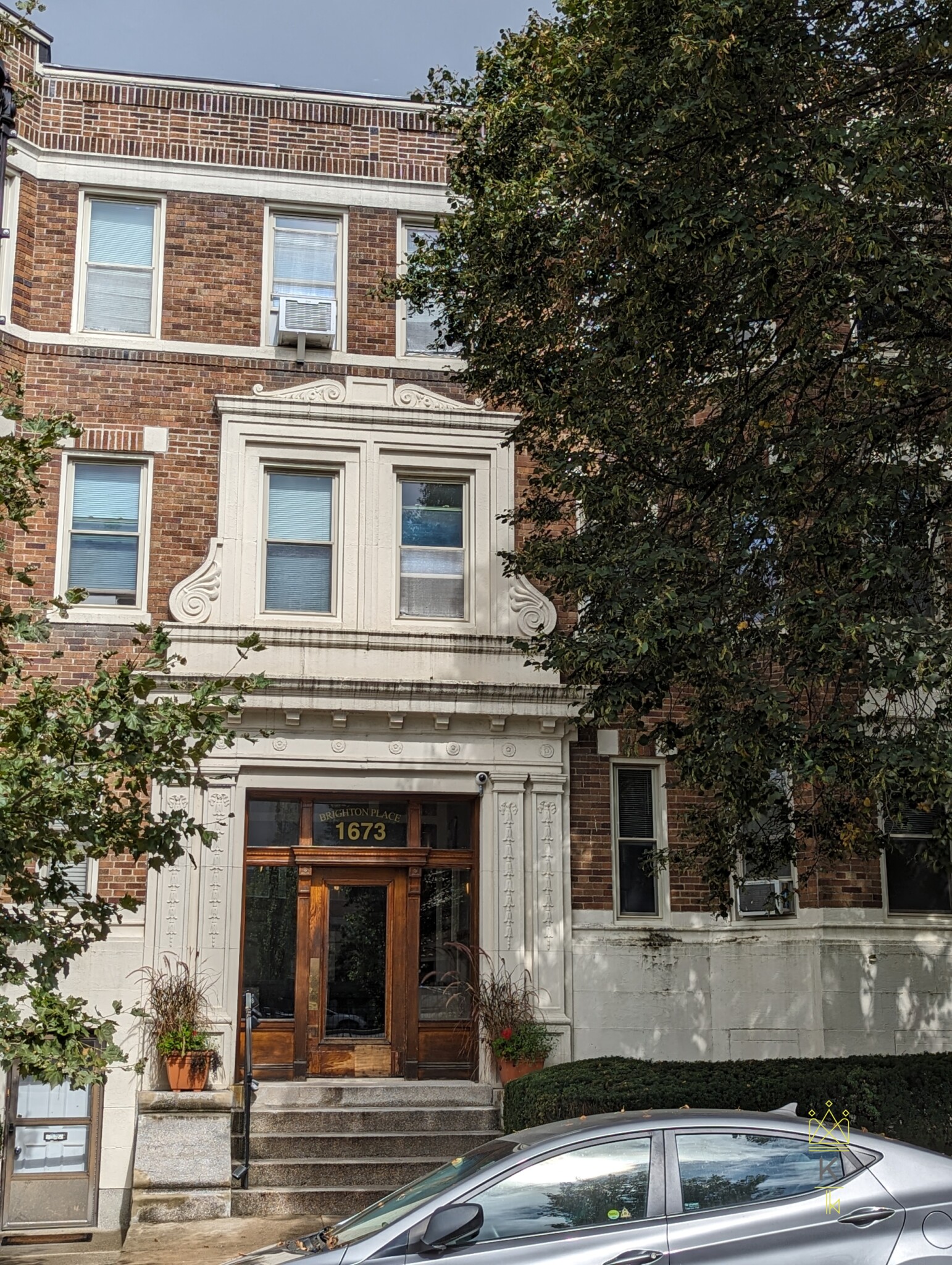 1950 Commonwealth Ave, Brighton