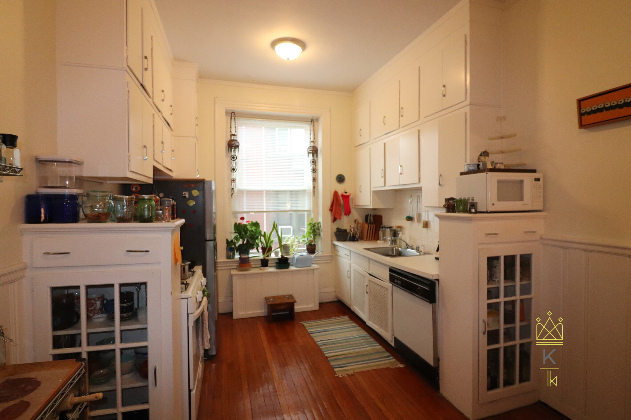 1569 Beacon St, Brookline