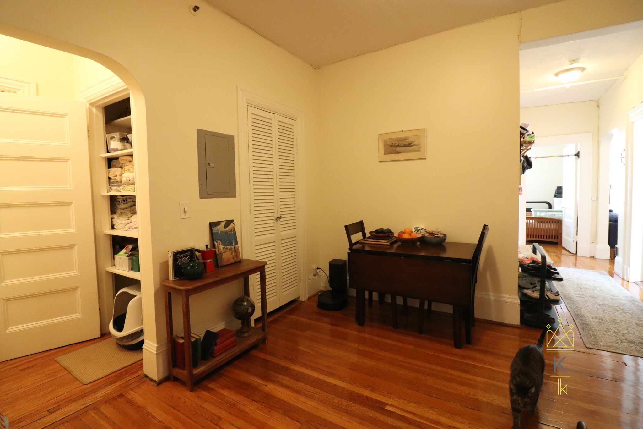 1569 Beacon St, Brookline