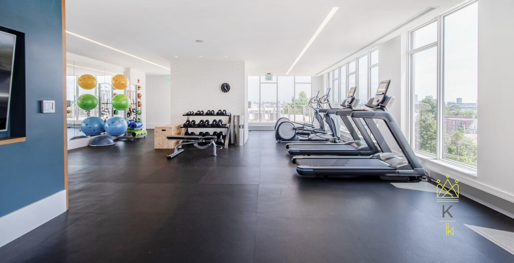 530 Western Ave, Brighton