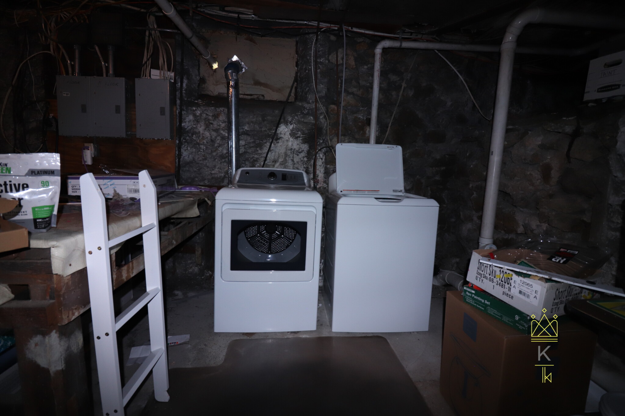 101 University Rd, Aspinwall Hill