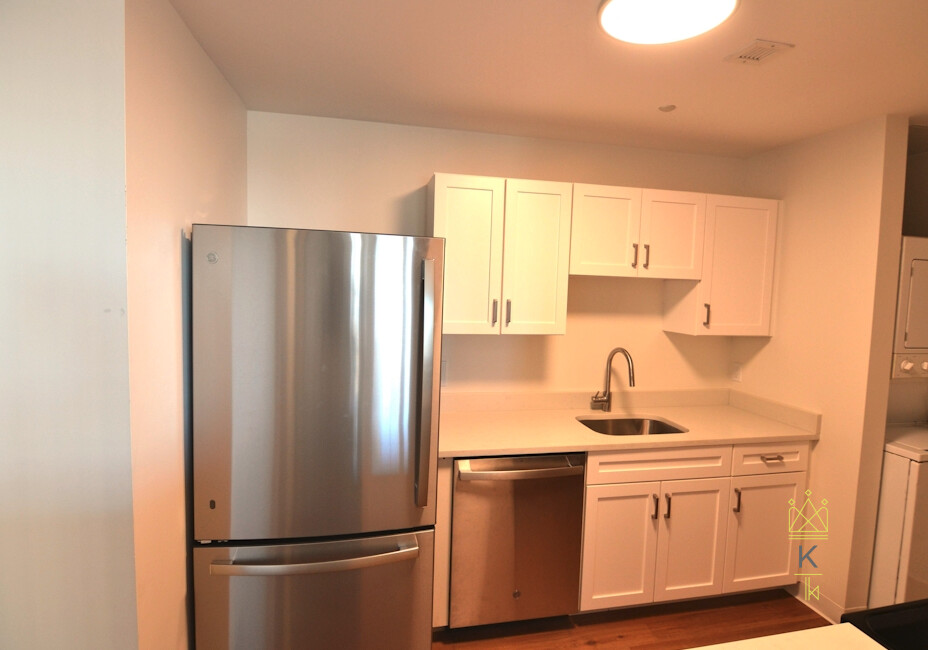 75 Peterborough St, Fenway