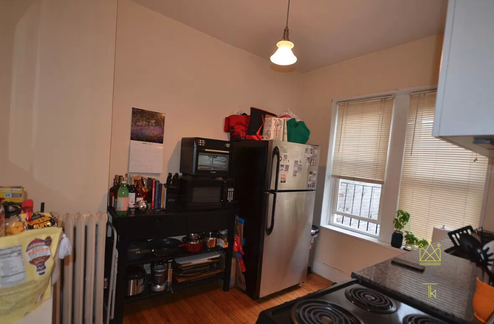 108 Myrtle St, Beacon Hill