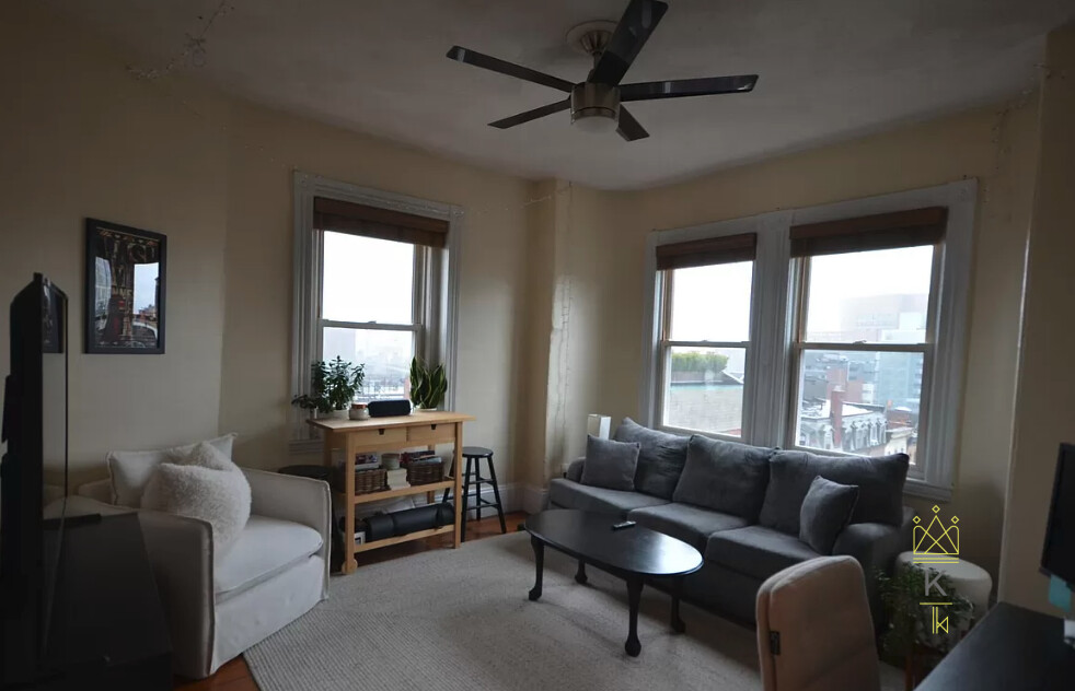 108 Myrtle St, Beacon Hill