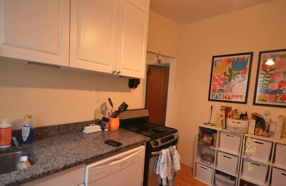 108 Myrtle St, Beacon Hill