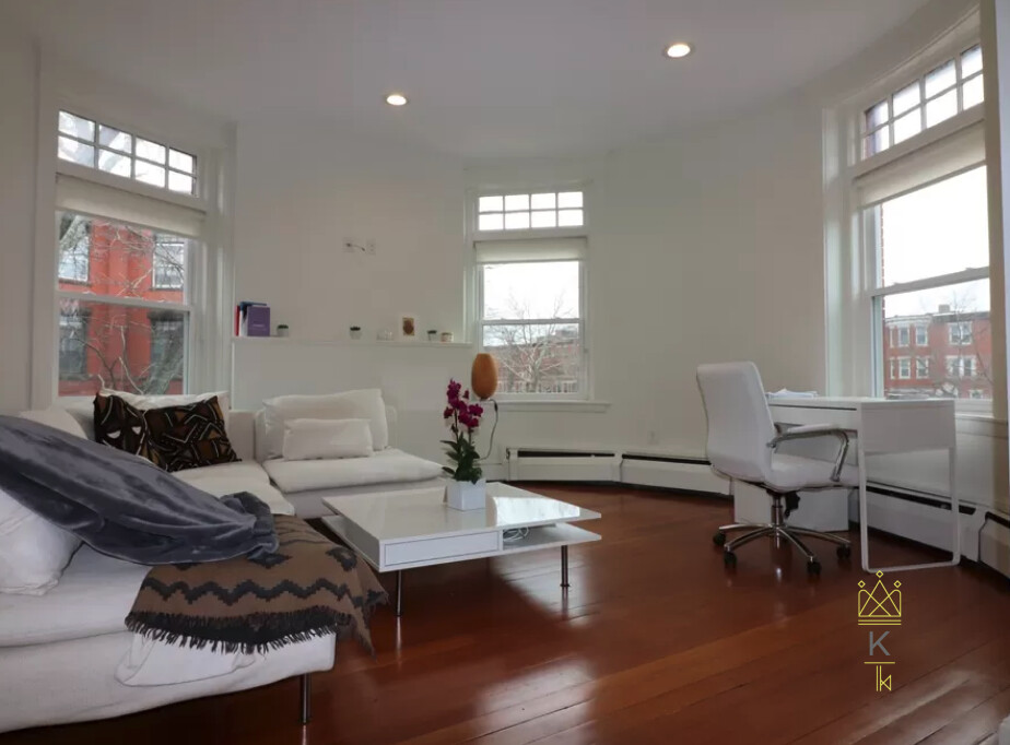 1871 Beacon St, Brookline