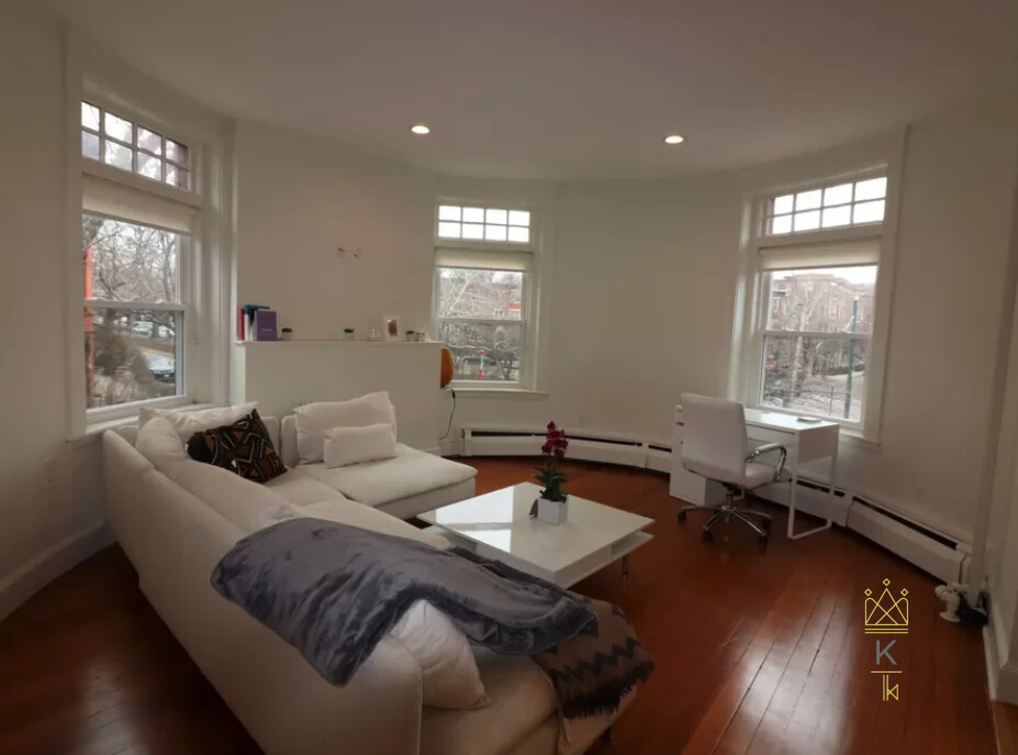 1871 Beacon St, Brookline