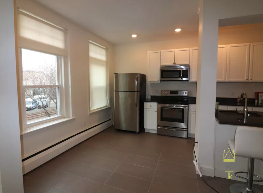 1871 Beacon St, Brookline