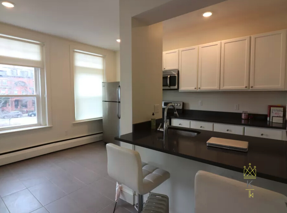 1871 Beacon St, Brookline