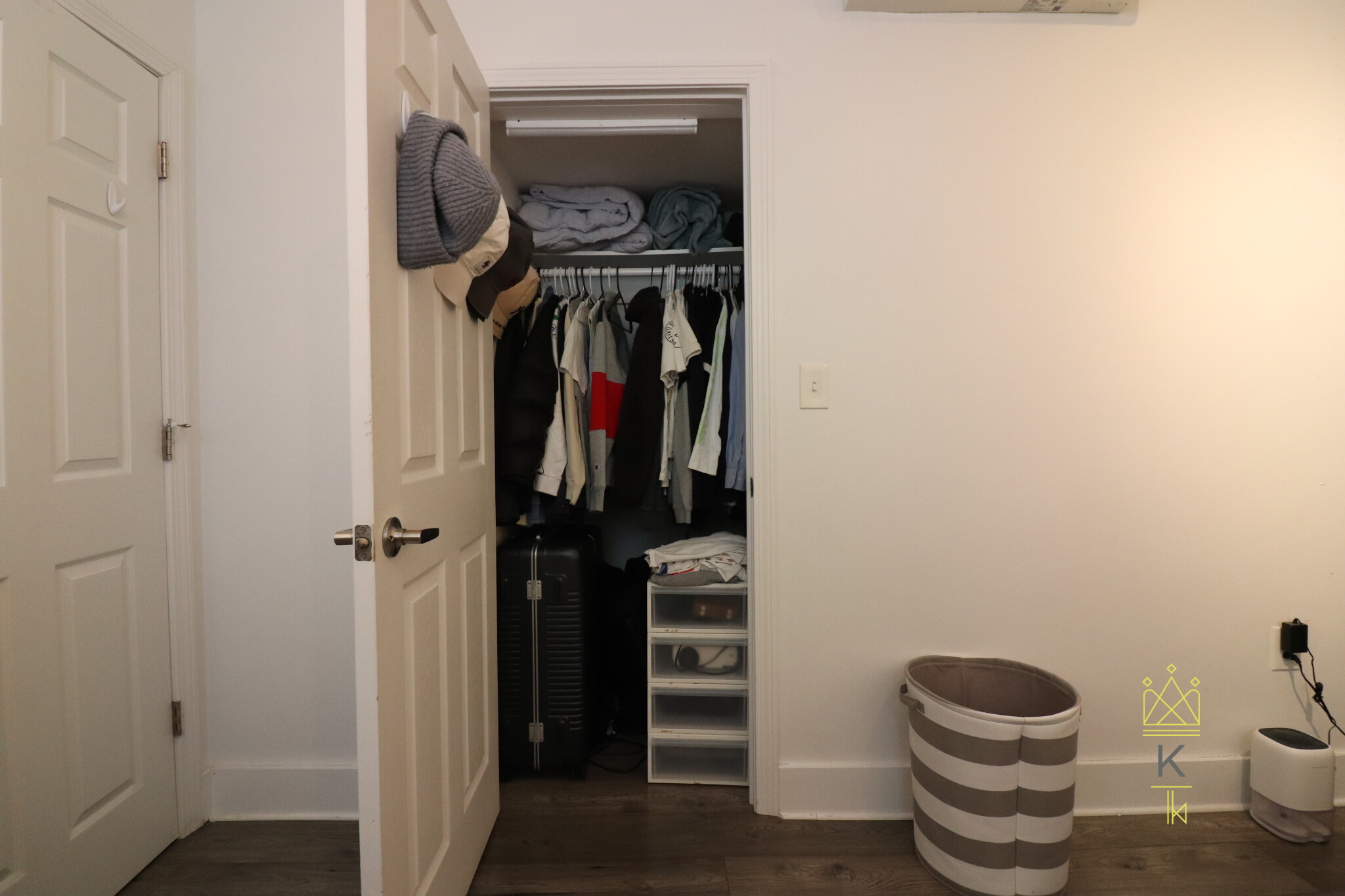 12 Braemore Rd, Brighton