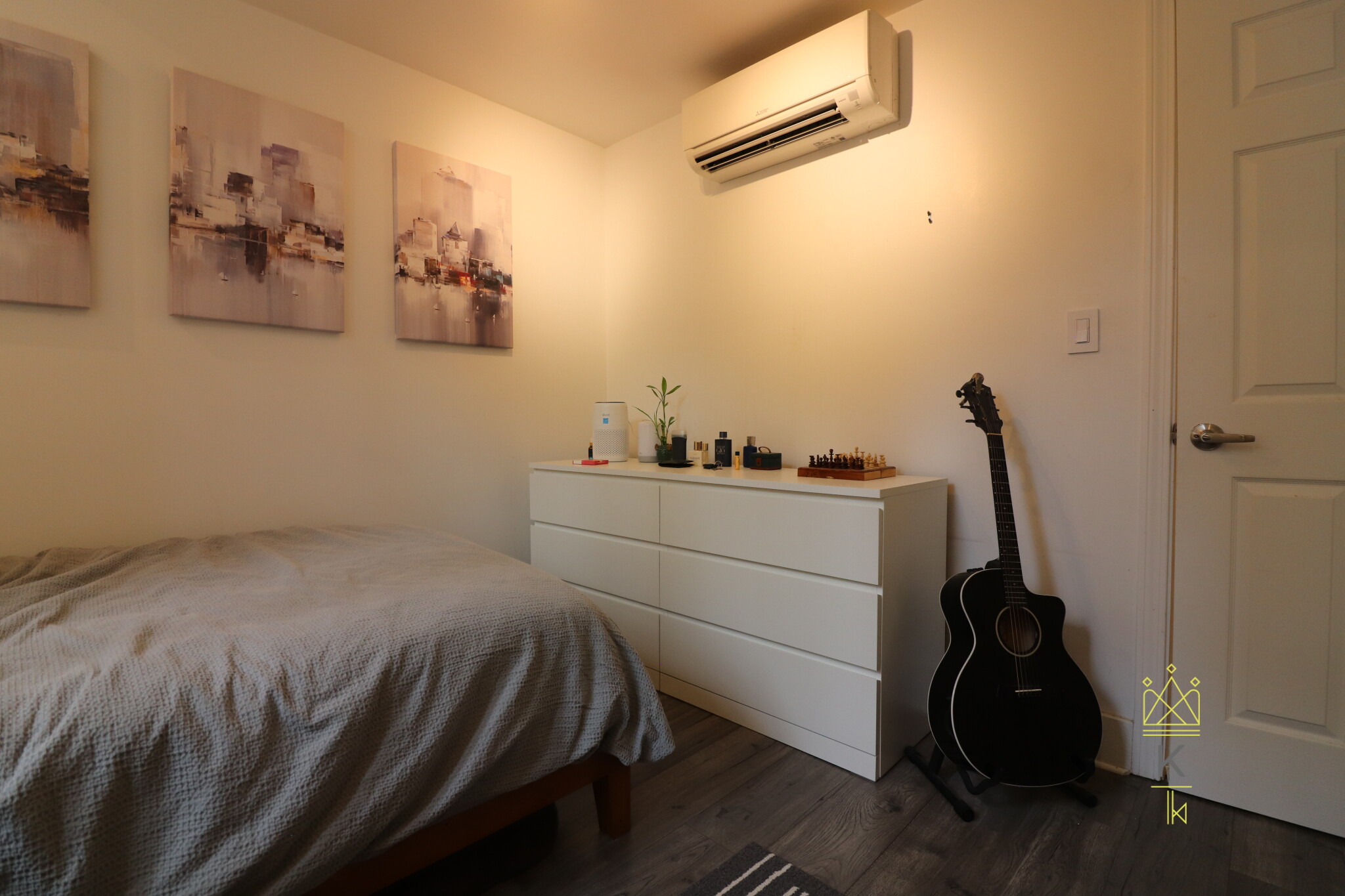 12 Braemore Rd, Brighton