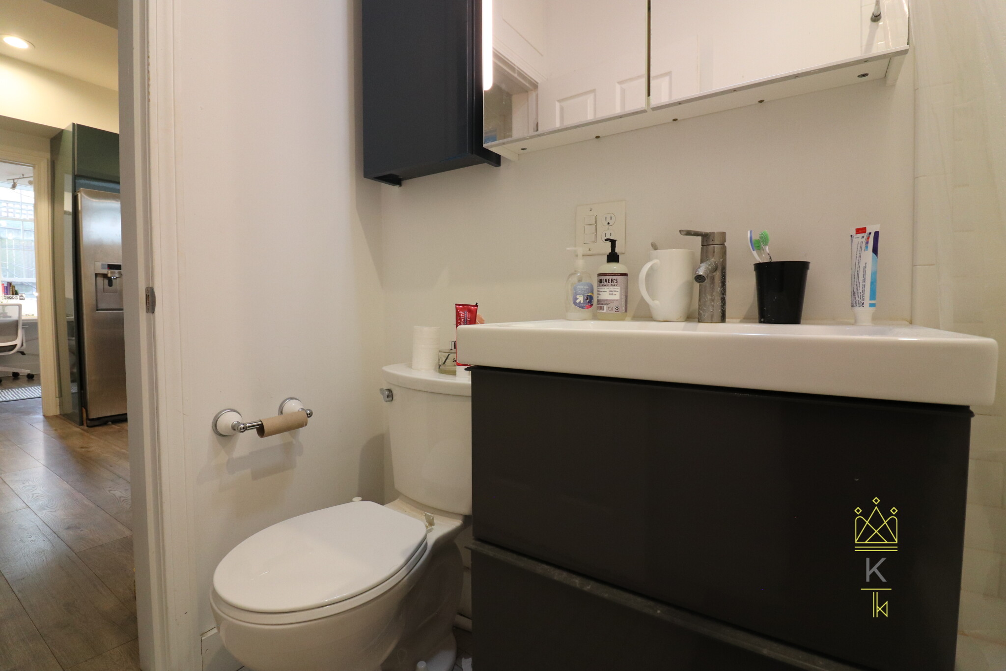 12 Braemore Rd, Brighton