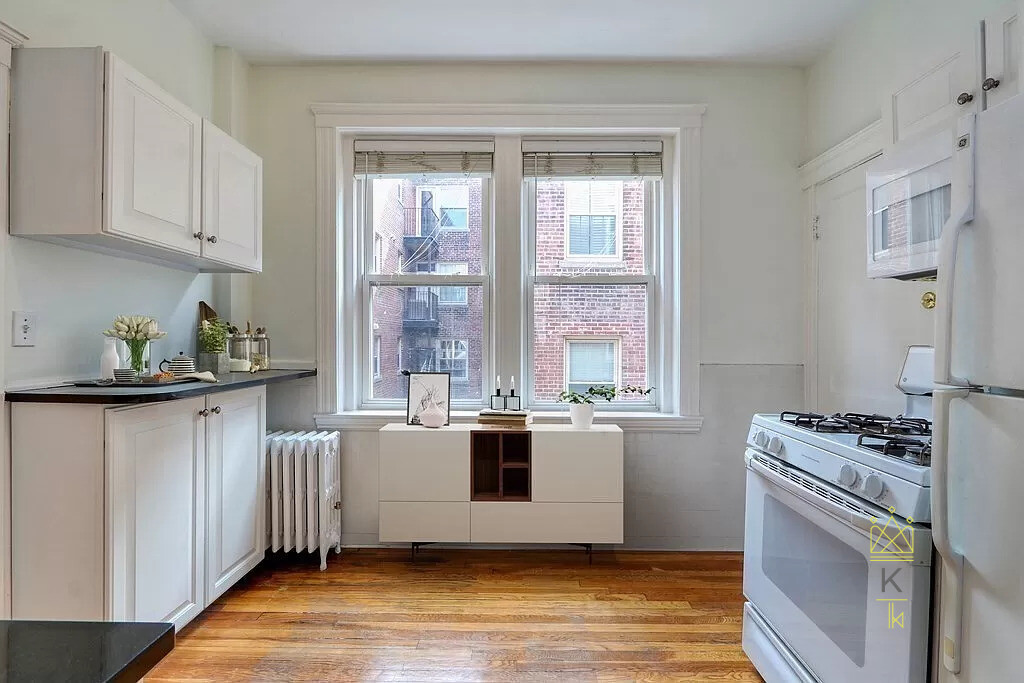 12 James St, North Brookline