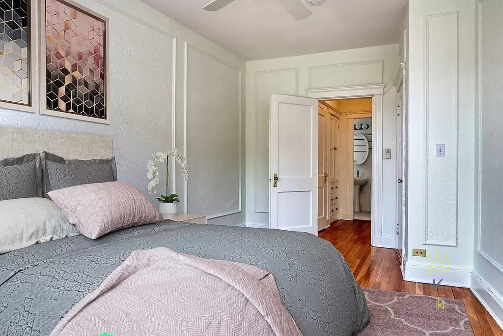 12 James St, North Brookline