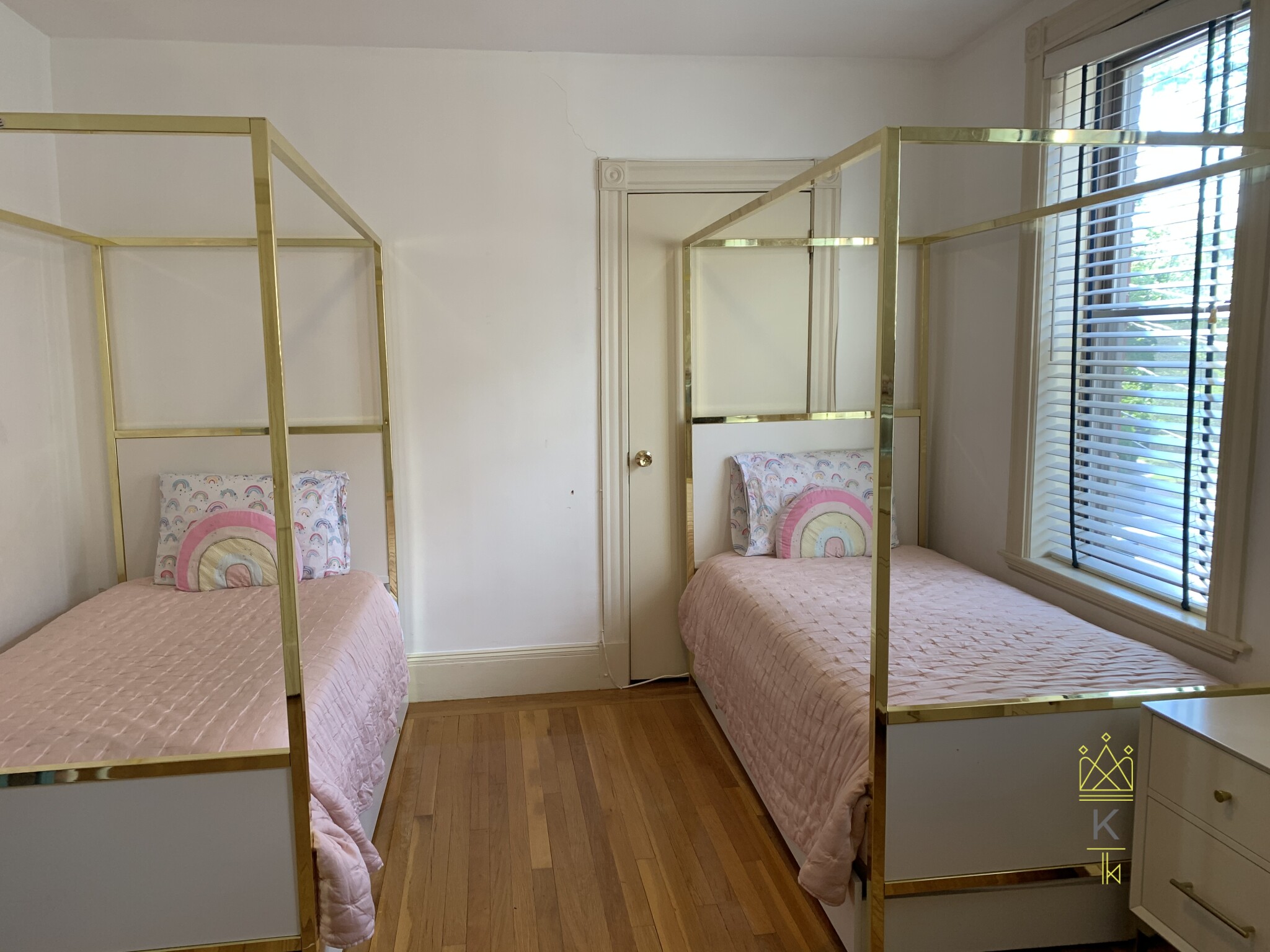 12 Dean Rd, Brookline