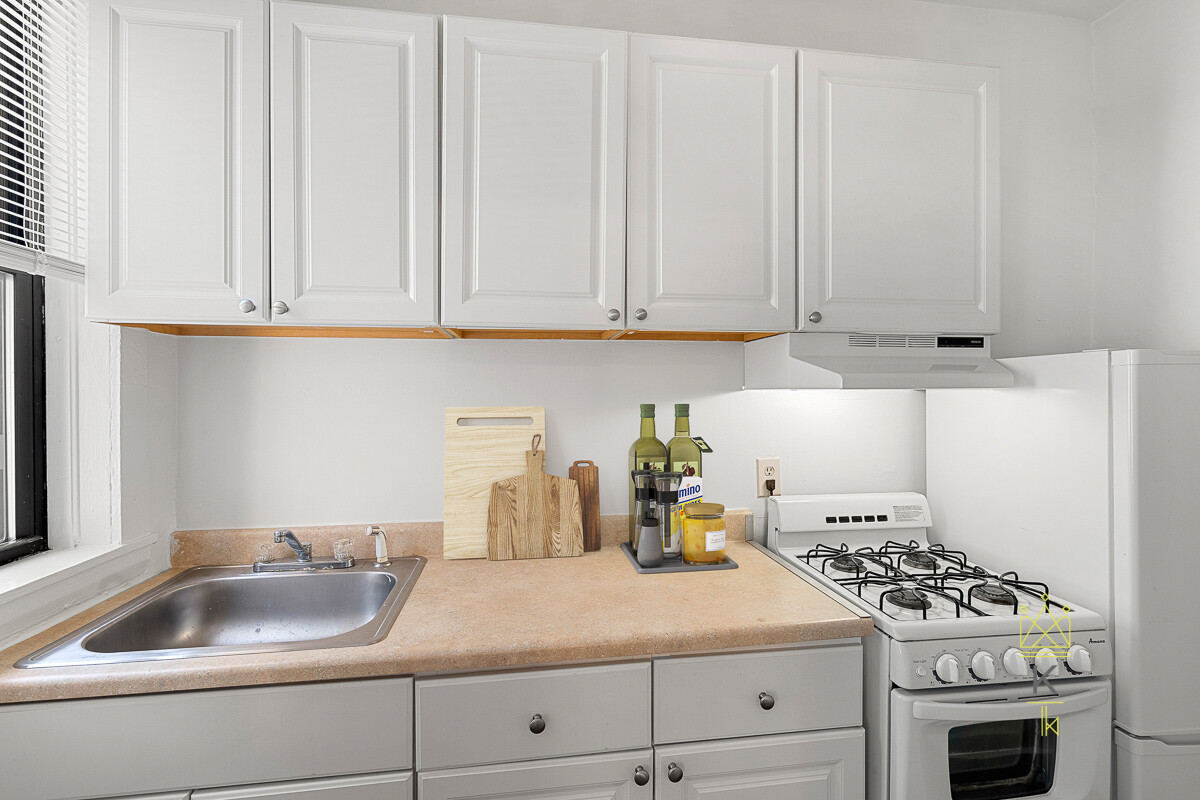 126 Babcock St, North Brookline