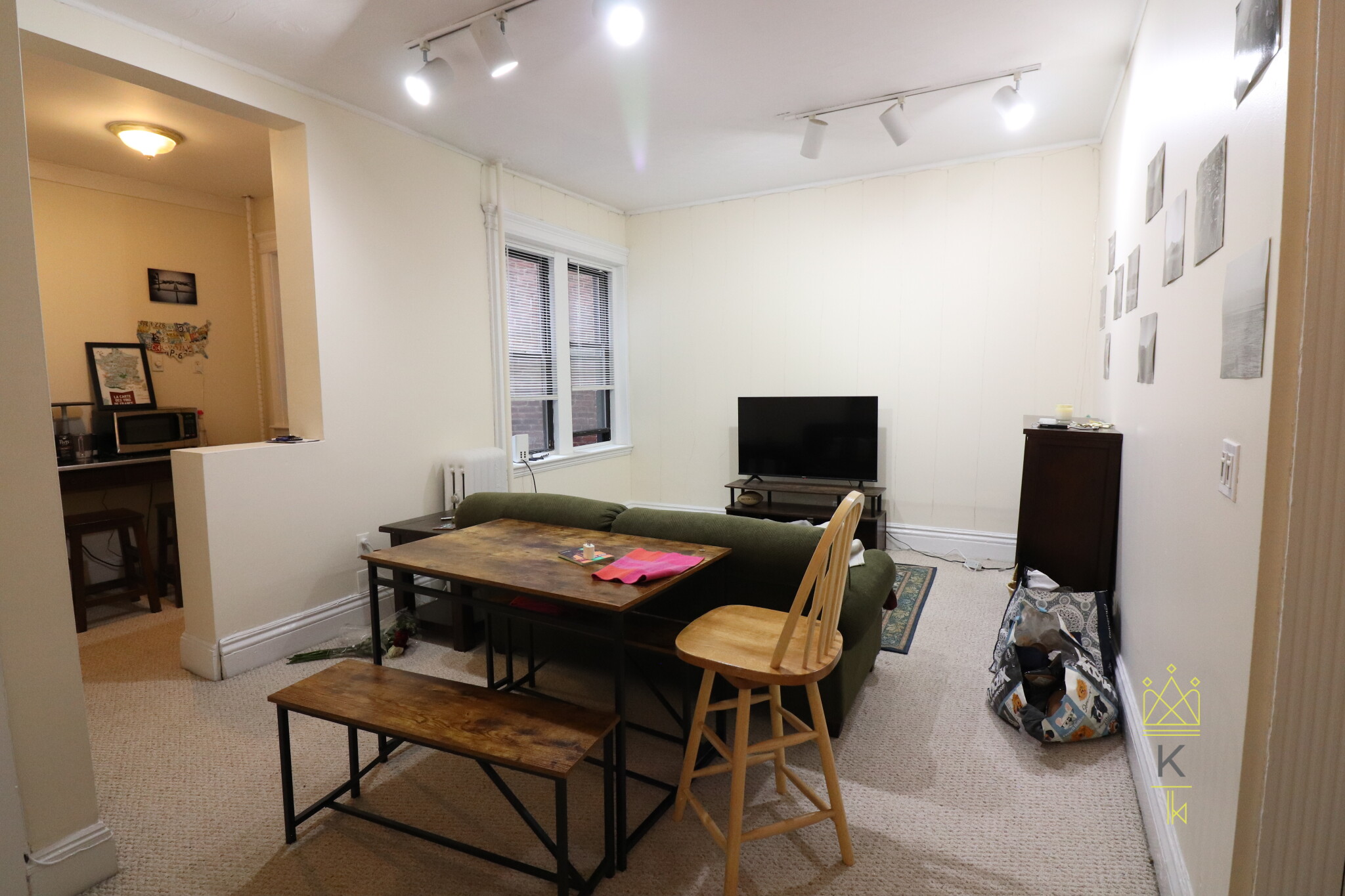 1957 Commonwealth Ave, Brighton