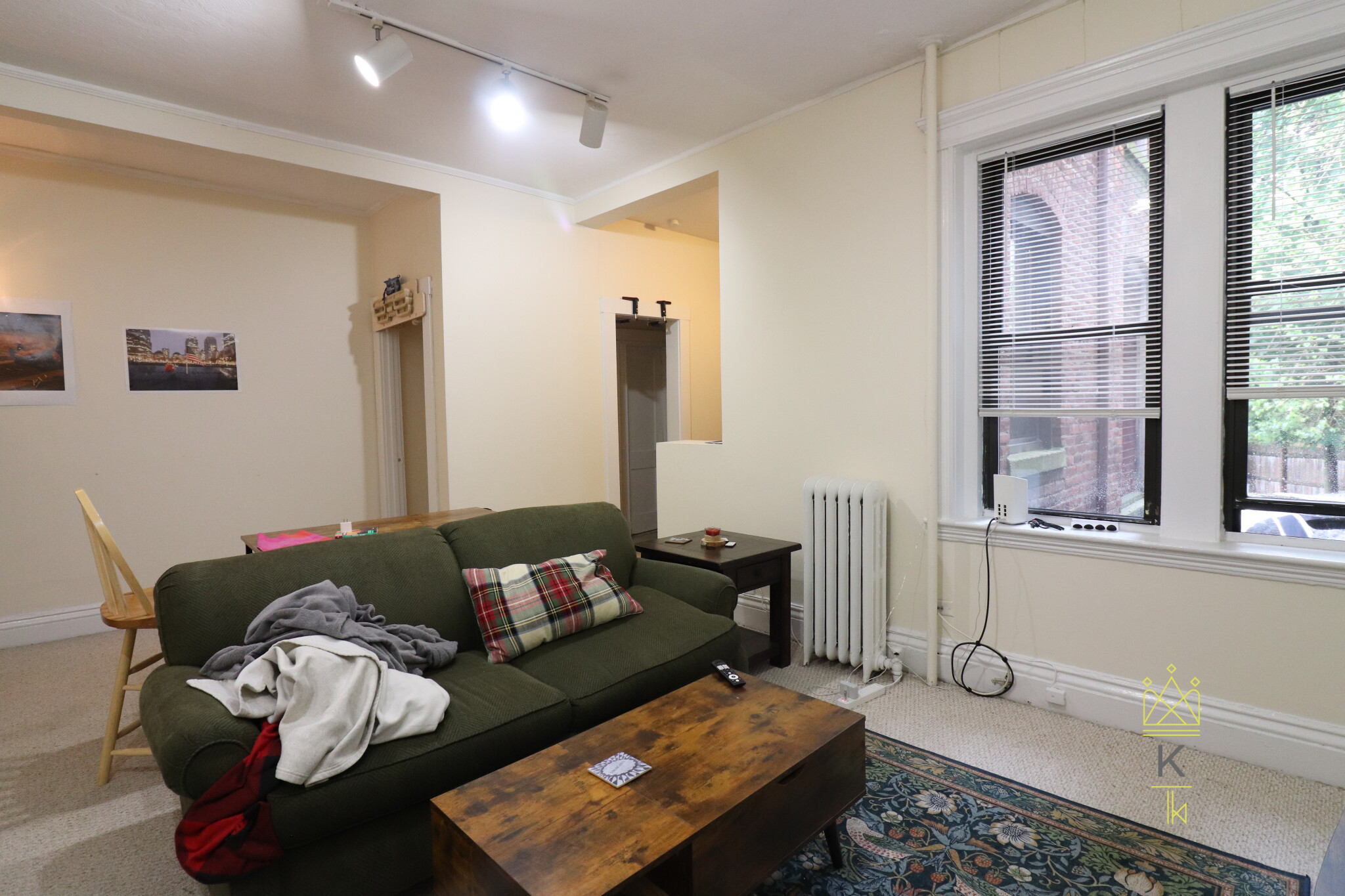 1957 Commonwealth Ave, Brighton