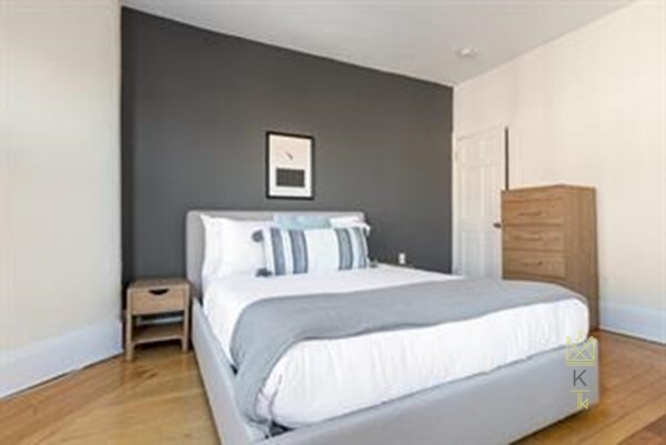 674 Washington St, Aspinwall Hill