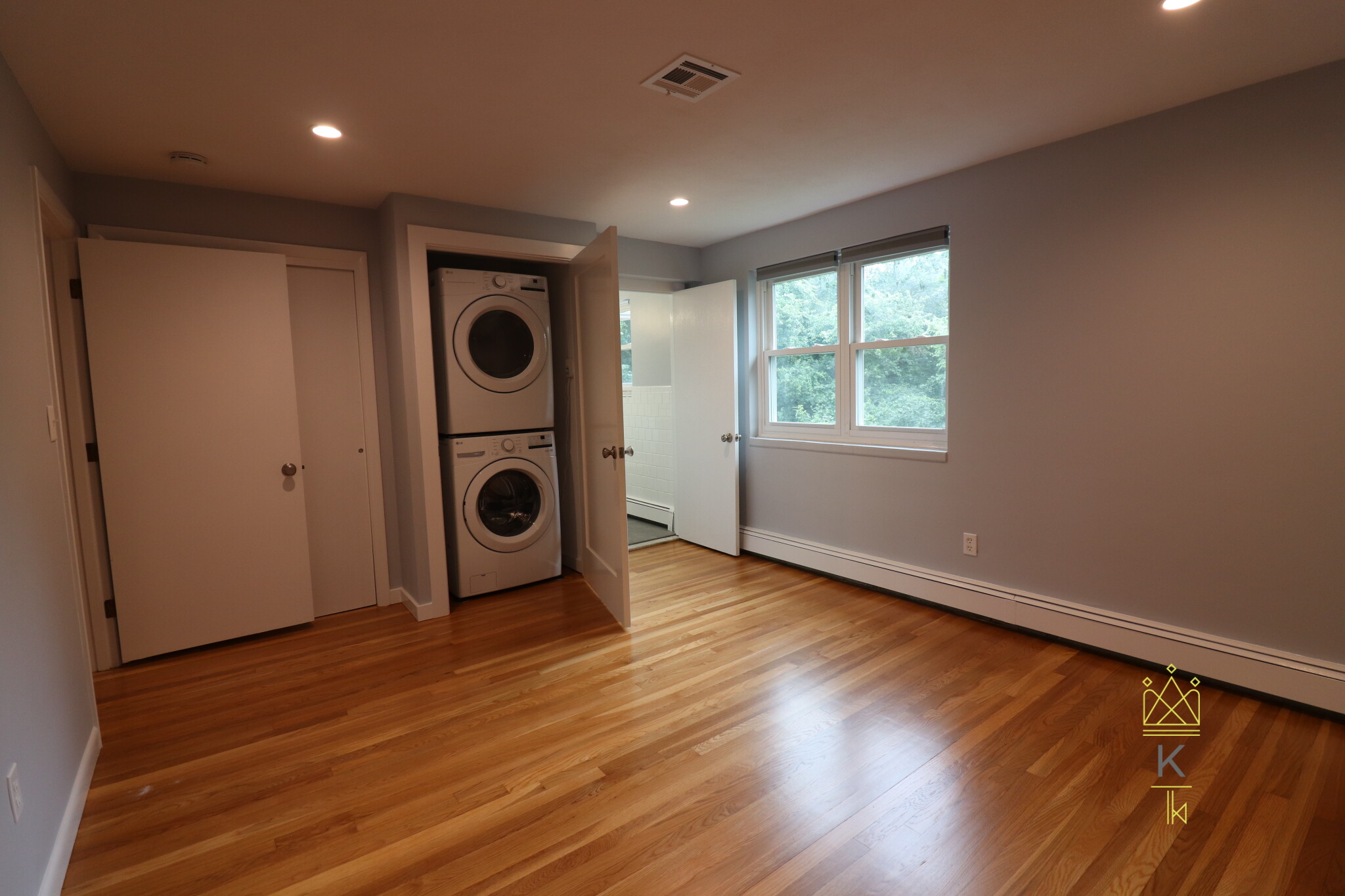 72 Louise Rd, Chestnut Hill