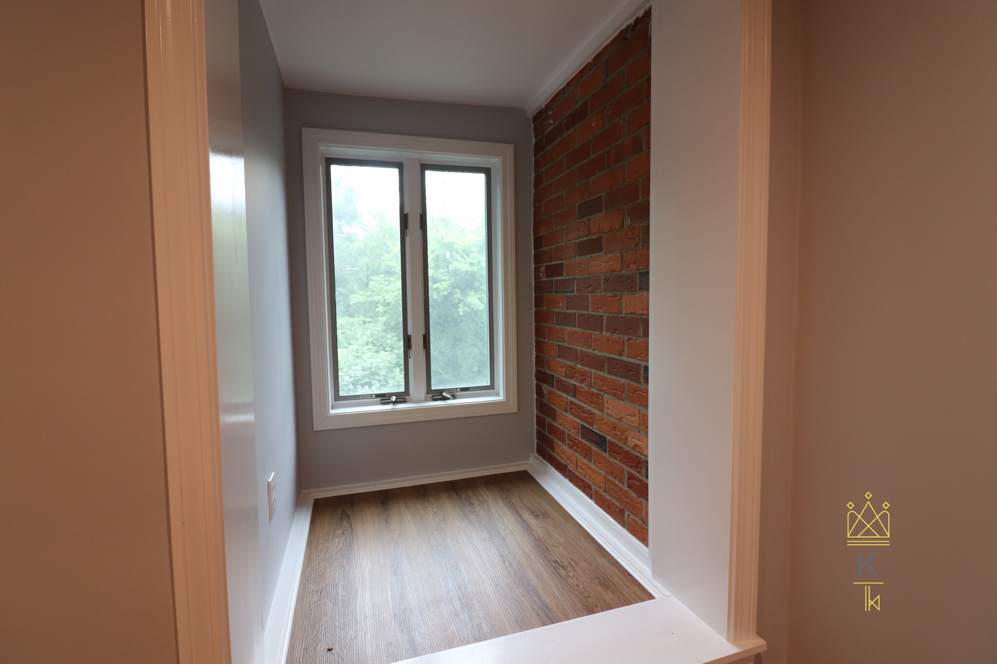 72 Louise Rd, Chestnut Hill