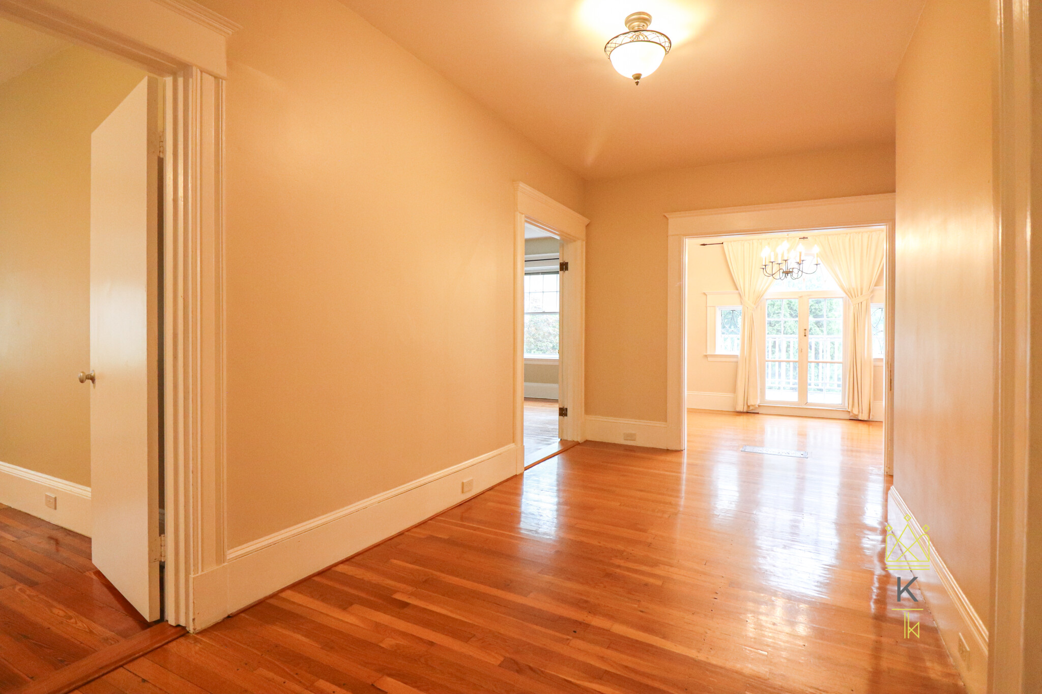 42 Englewood Ave, Brighton