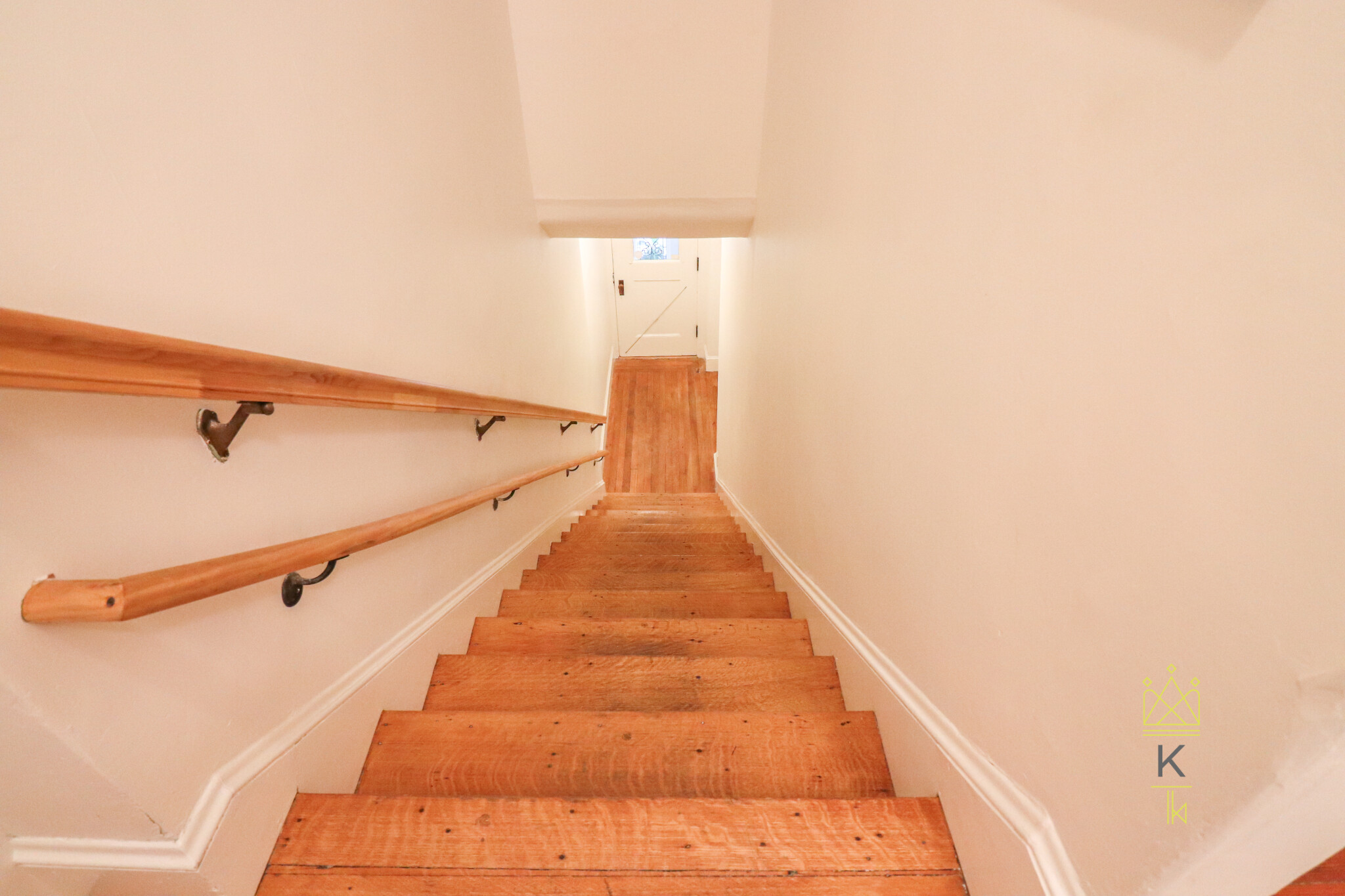 42 Englewood Ave, Brighton