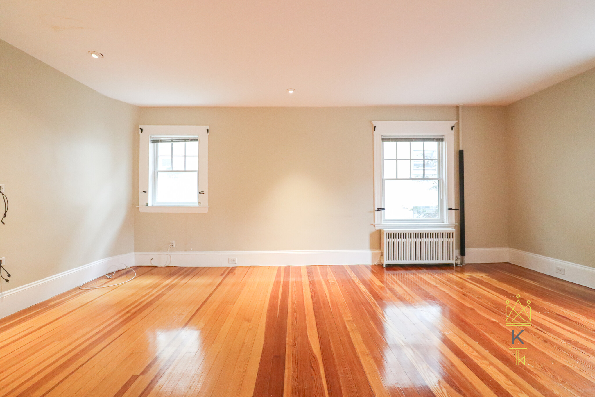 42 Englewood Ave, Brighton