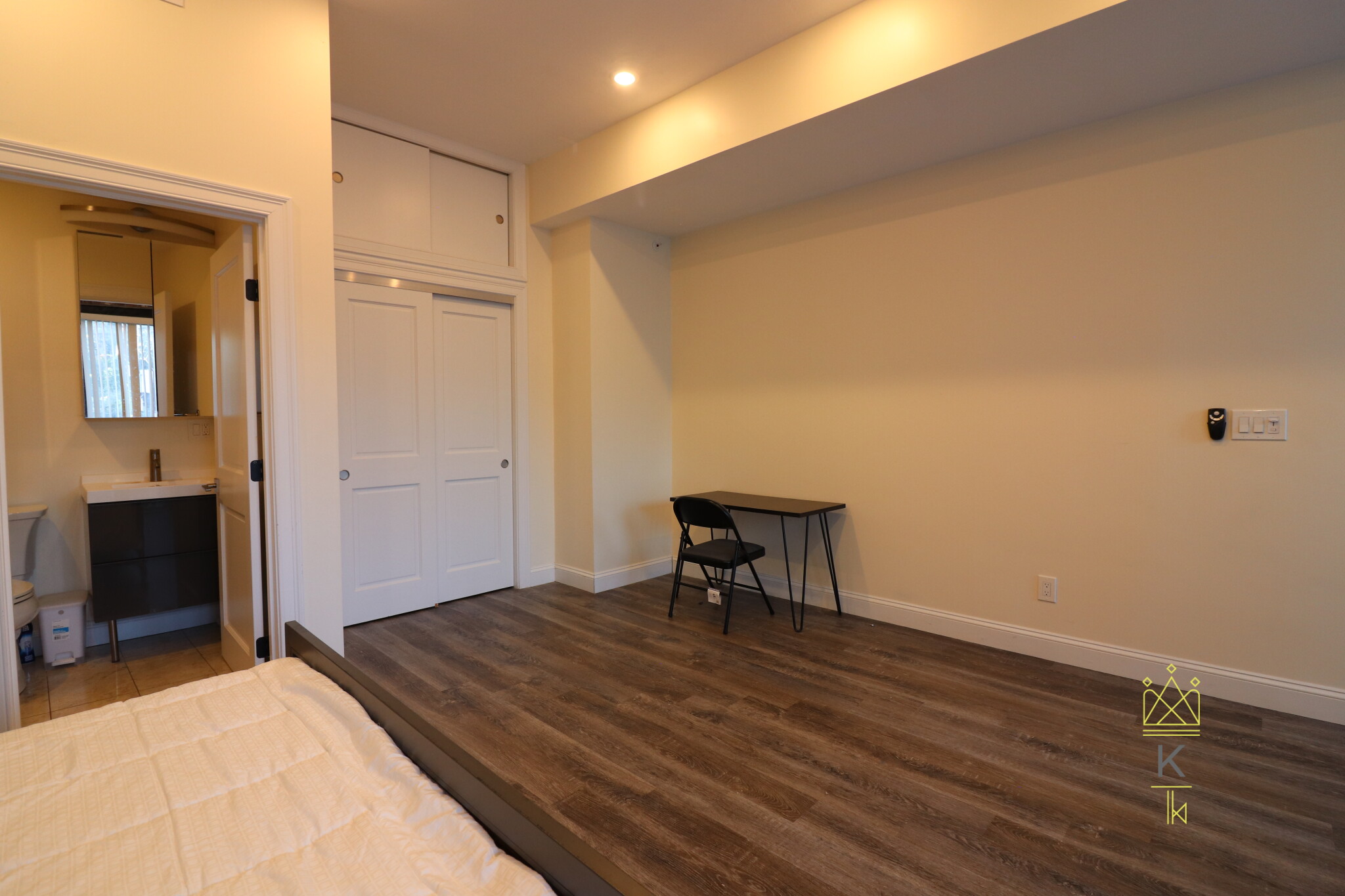 1028 Commonwealth Ave, Boston