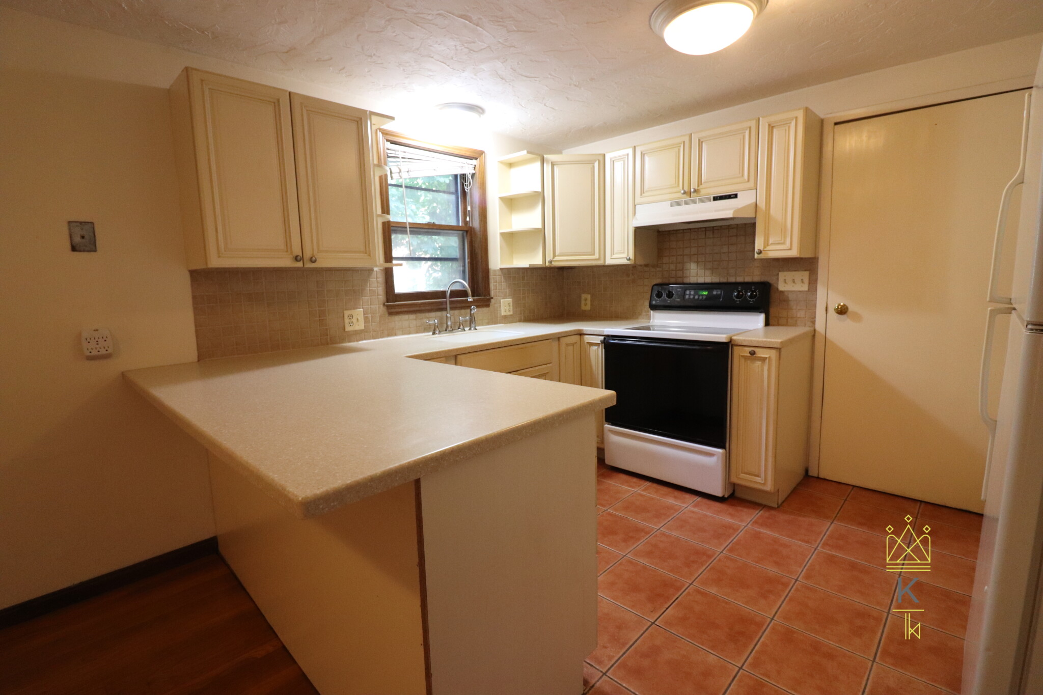 20 Eliot St, Chestnut Hill