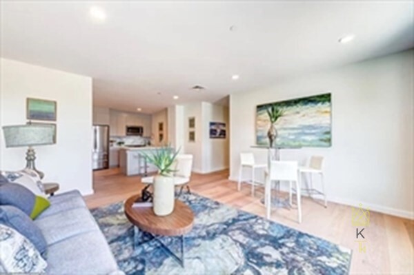 16 Boardman St, East Boston