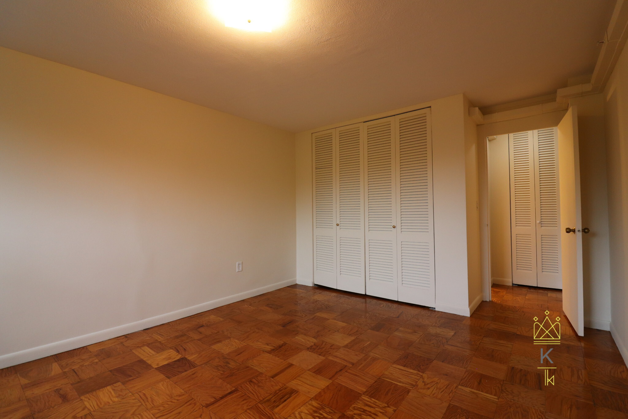 101 Monmouth St, Longwood