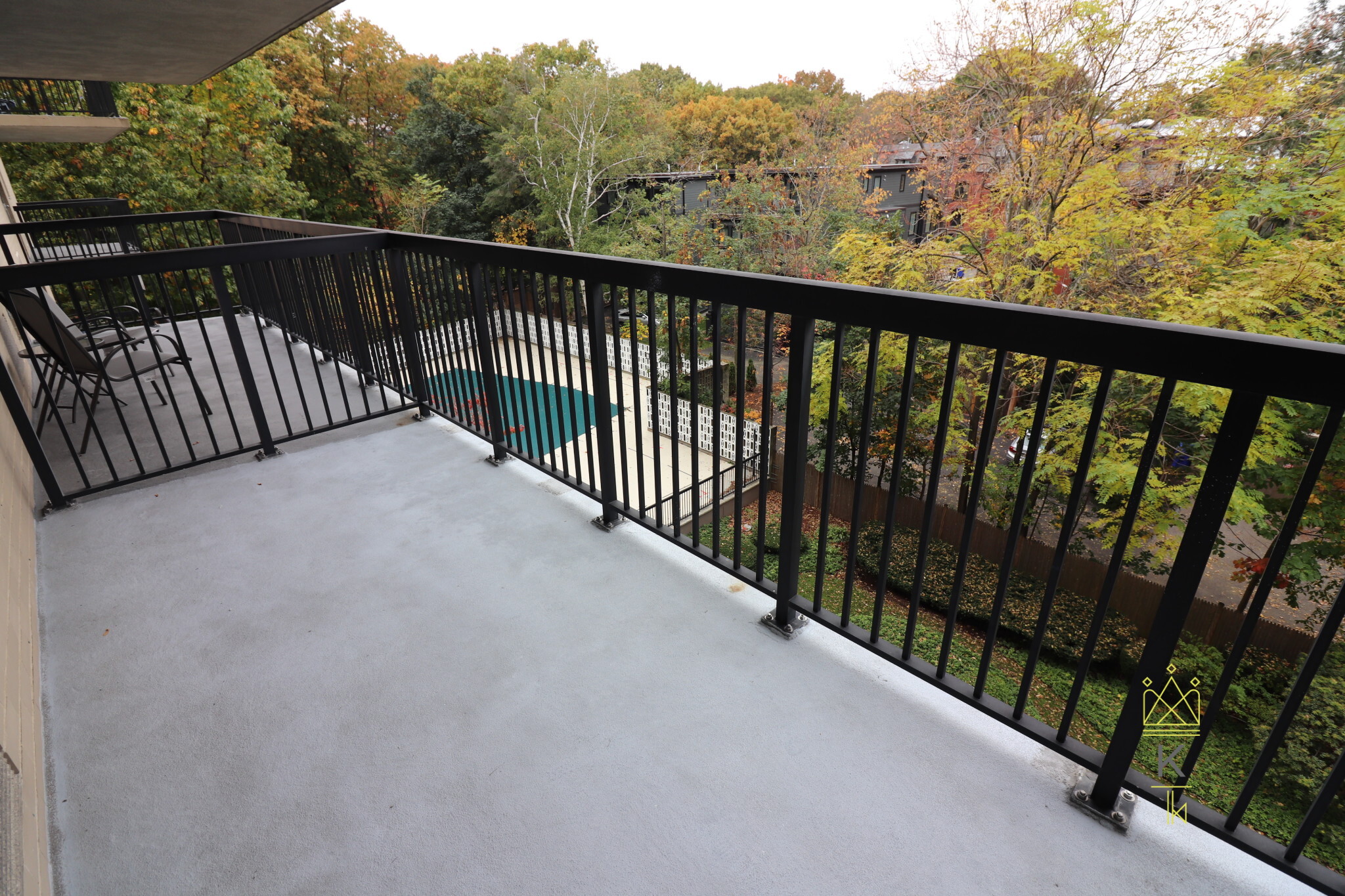 101 Monmouth St, Longwood