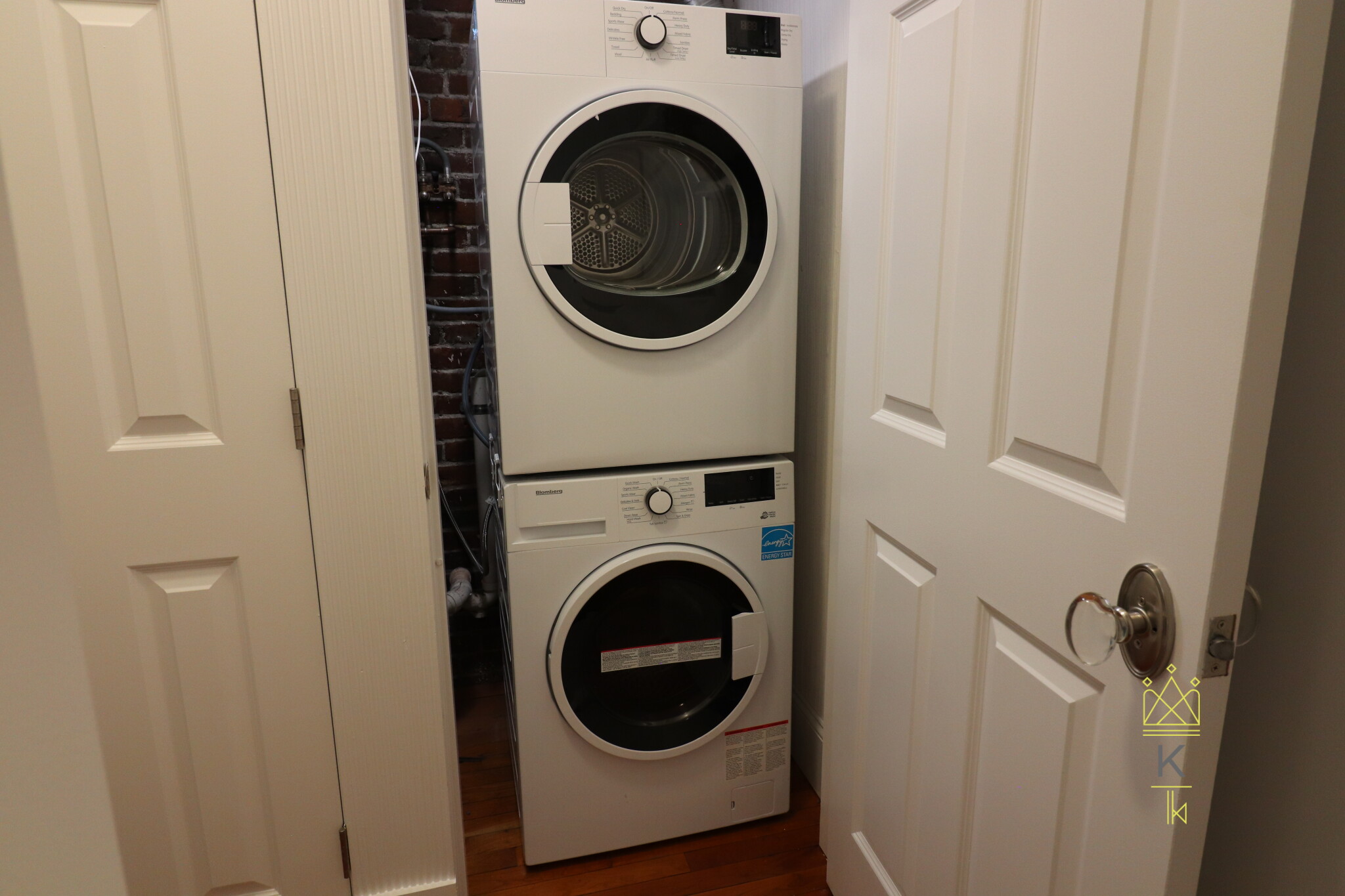 16 Temple St, Beacon Hill