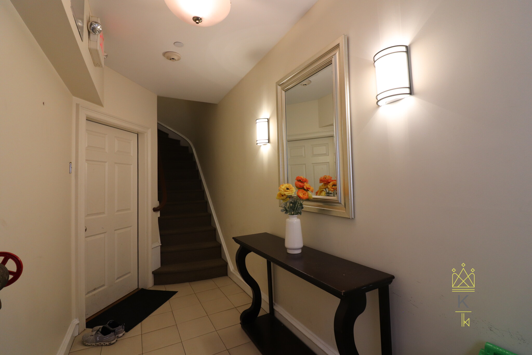 16 Temple St, Beacon Hill