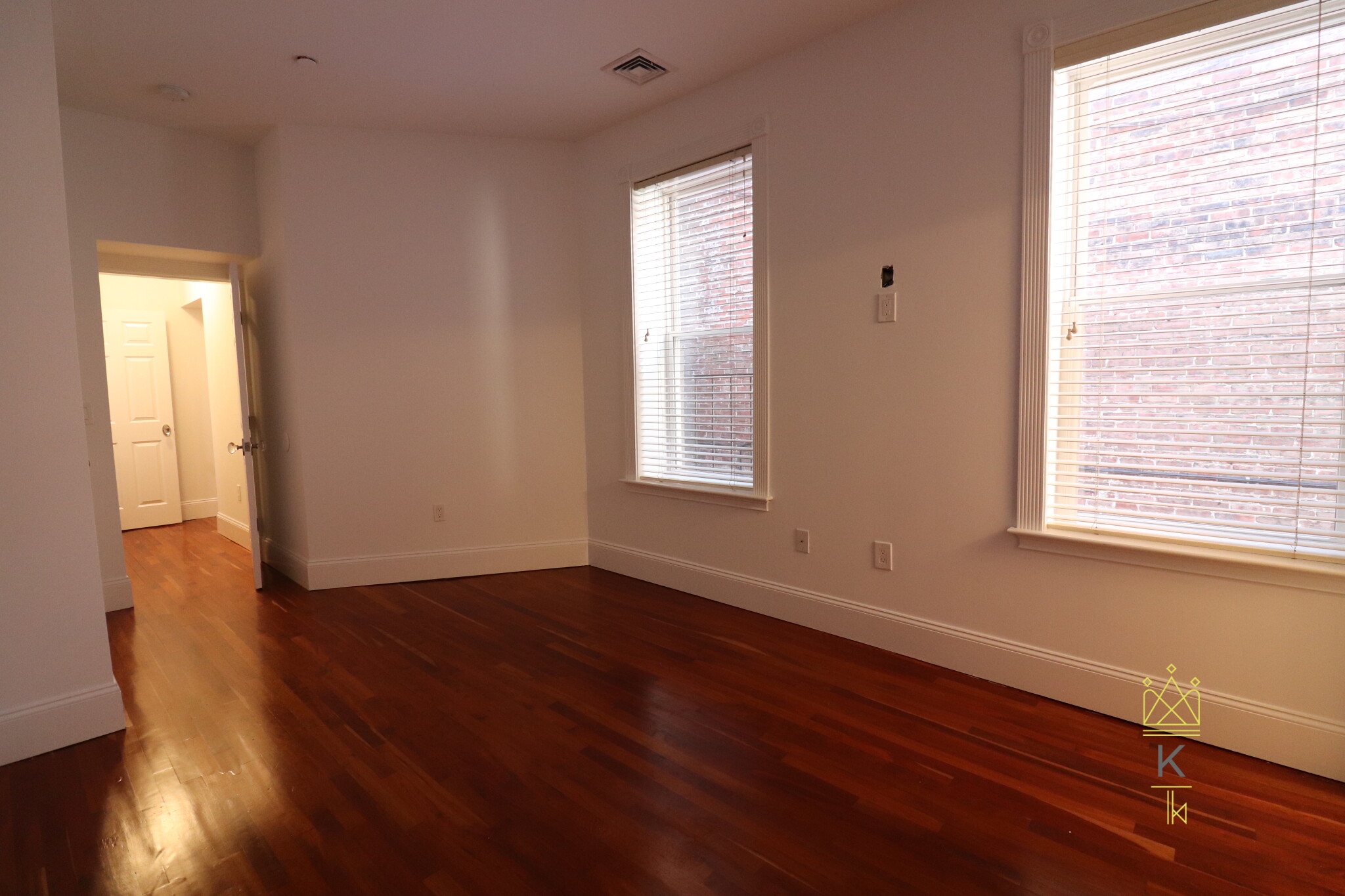 16 Temple St, Beacon Hill