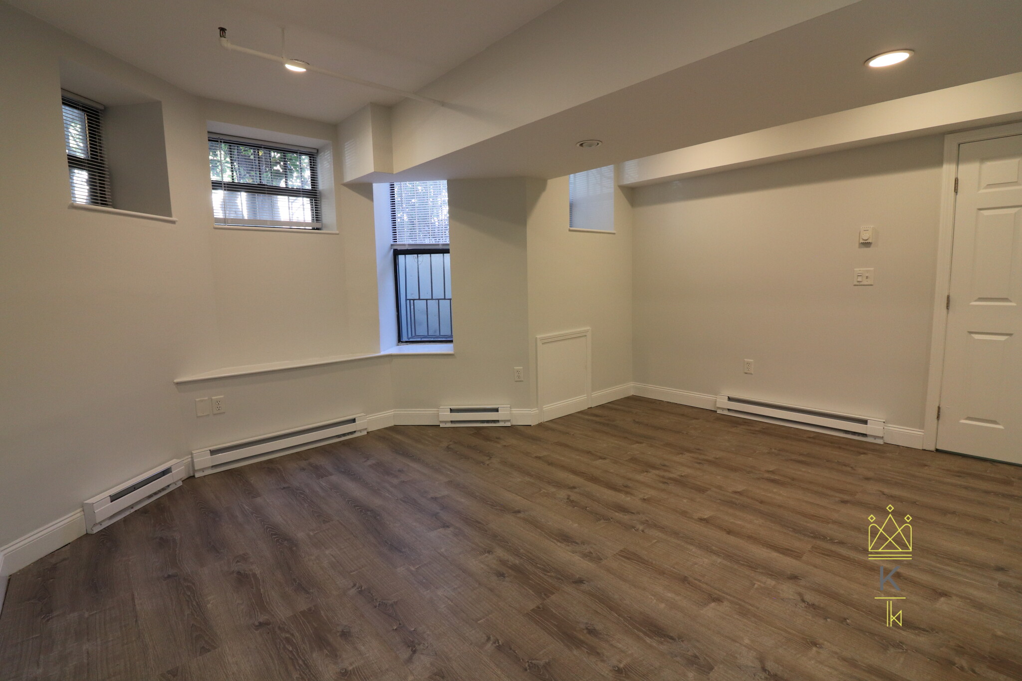 124 Peterborough St, Fenway