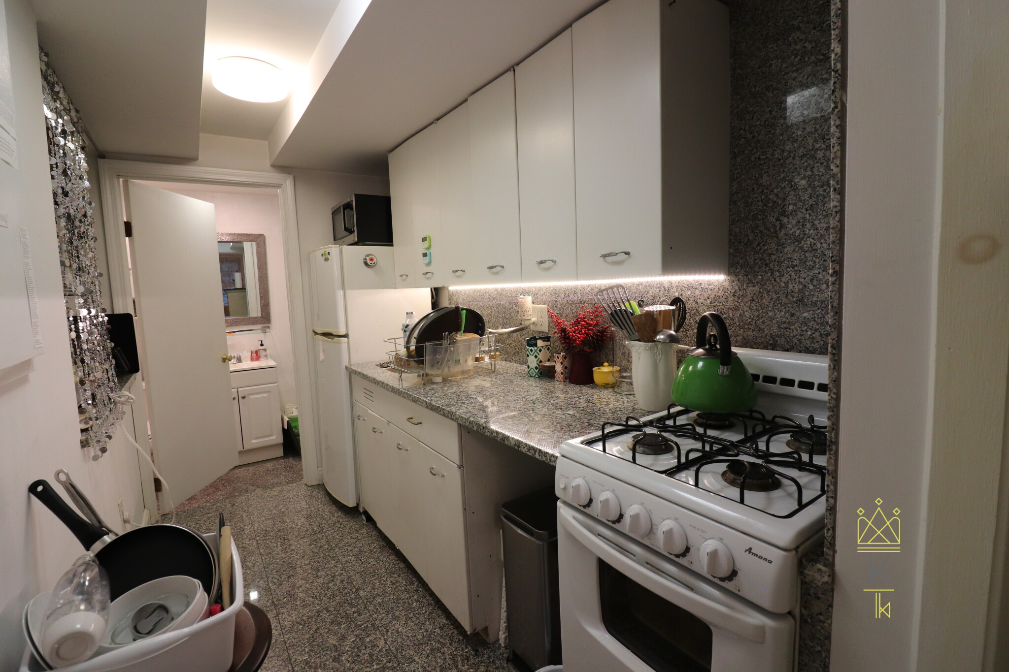 78 Monmouth St, Longwood