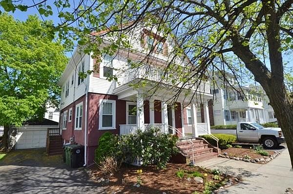 69 Hillside Rd, Watertown