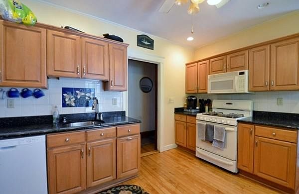 69 Hillside Rd, Watertown