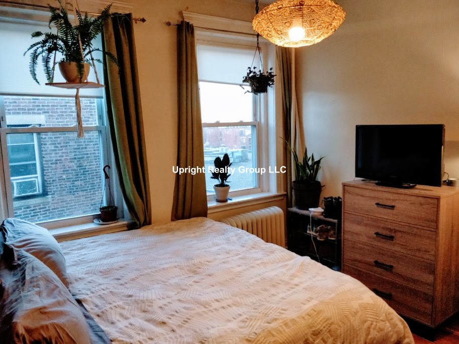 224 Kelton St, Allston