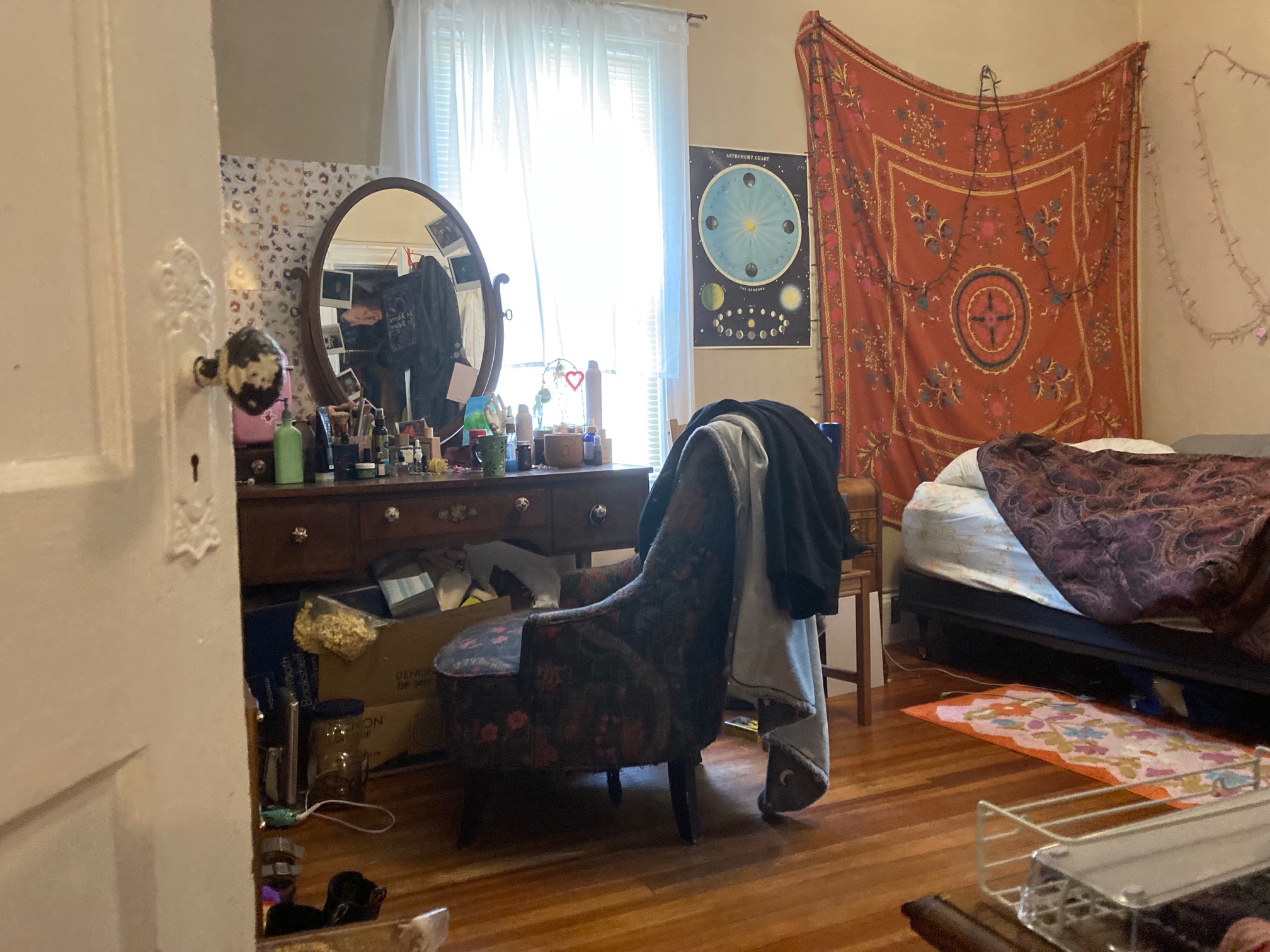 Photos of apartment on Long Ave.,Boston MA 02135
