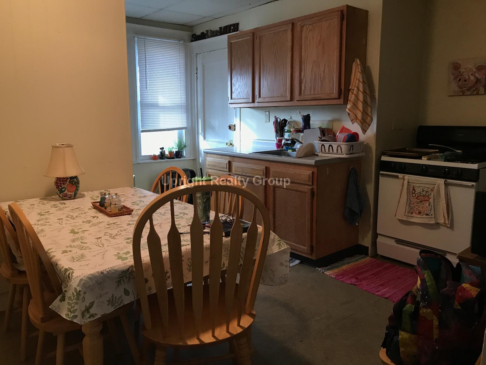 33 Lourdes Ave, Jamaica Plain