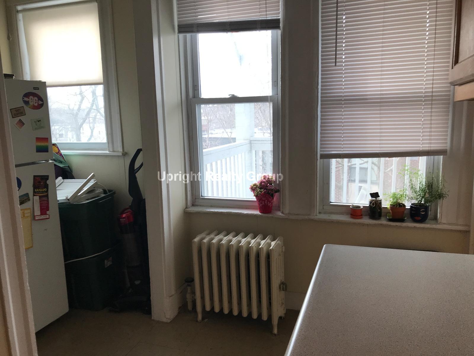 33 Lourdes Ave, Jamaica Plain