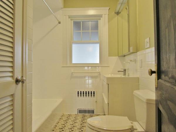 73 Hillside Rd, Coolidge Square