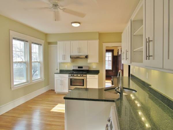 73 Hillside Rd, Coolidge Square