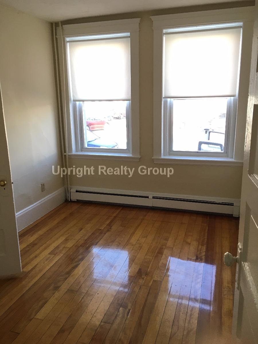 81 Empire St, Allston